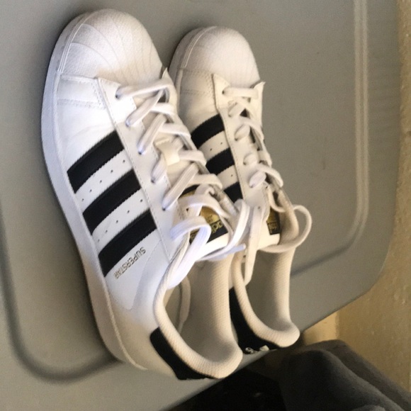 Adidas sneaker - Picture 3 of 3